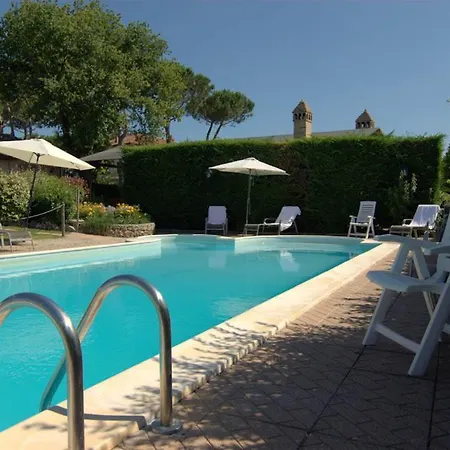 Cantagallina Sleeps 28 With Pool * Villastrada (Umbria)