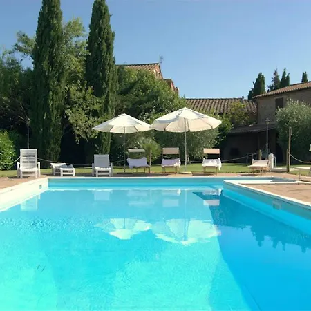 Villa Cantagallina Sleeps 28 With Pool