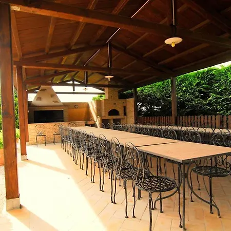 Cantagallina Sleeps 28 With Pool Βίλα Villastrada (Umbria)