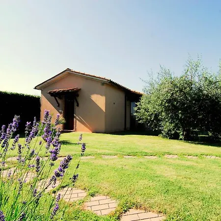 Cantagallina Sleeps 28 With Pool Βίλα *