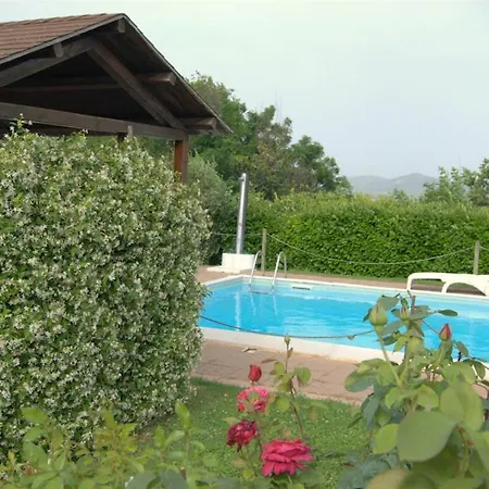 Villa Cantagallina Sleeps 28 With Pool Villastrada (Umbria)