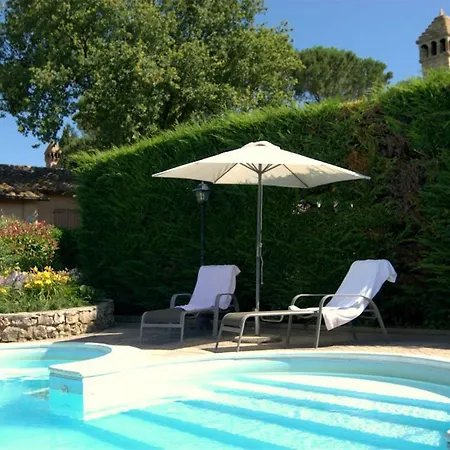 Cantagallina Sleeps 28 With Pool Βίλα