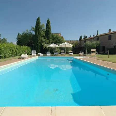 Cantagallina Sleeps 28 With Pool Villa *